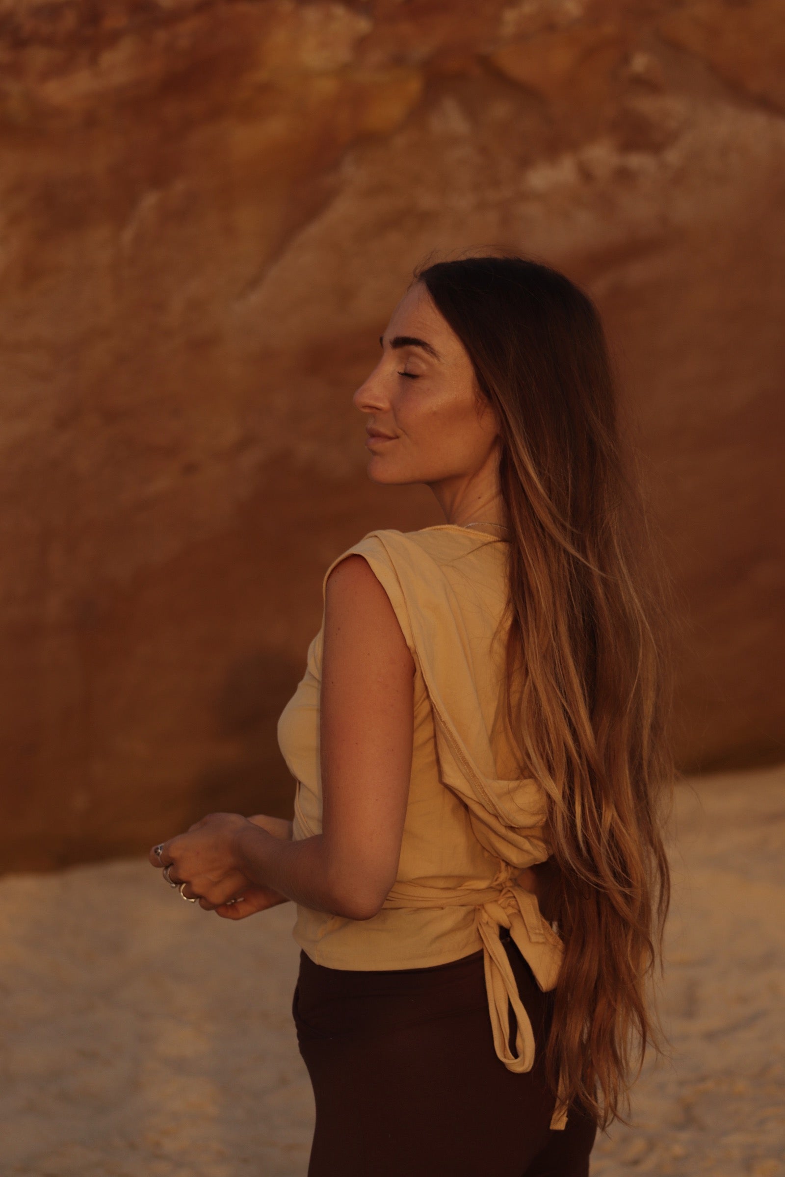 Hooded beige top